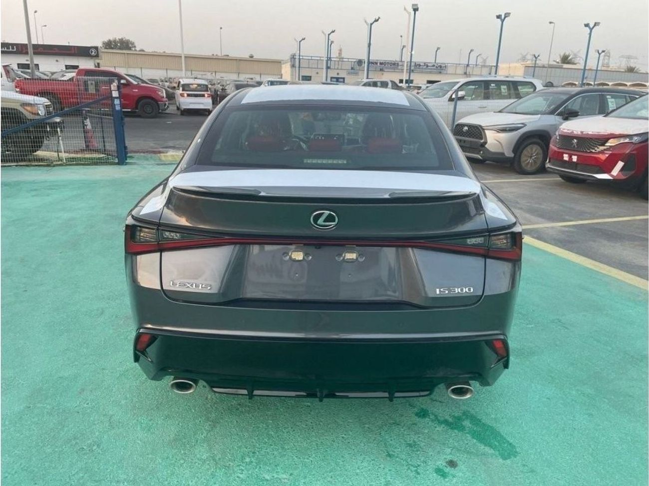 Lexus IS300 f- sport // IS 300 // MODEL 2025