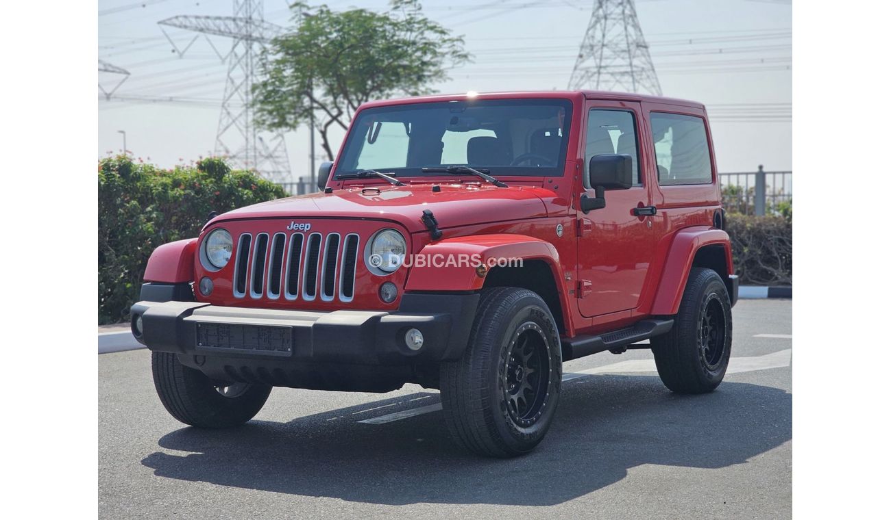 Jeep Wrangler SAHARA 2017 GCC LOW MILEAGE SINGLE OWNER WITH WARRANTY IN MINT CONDITION