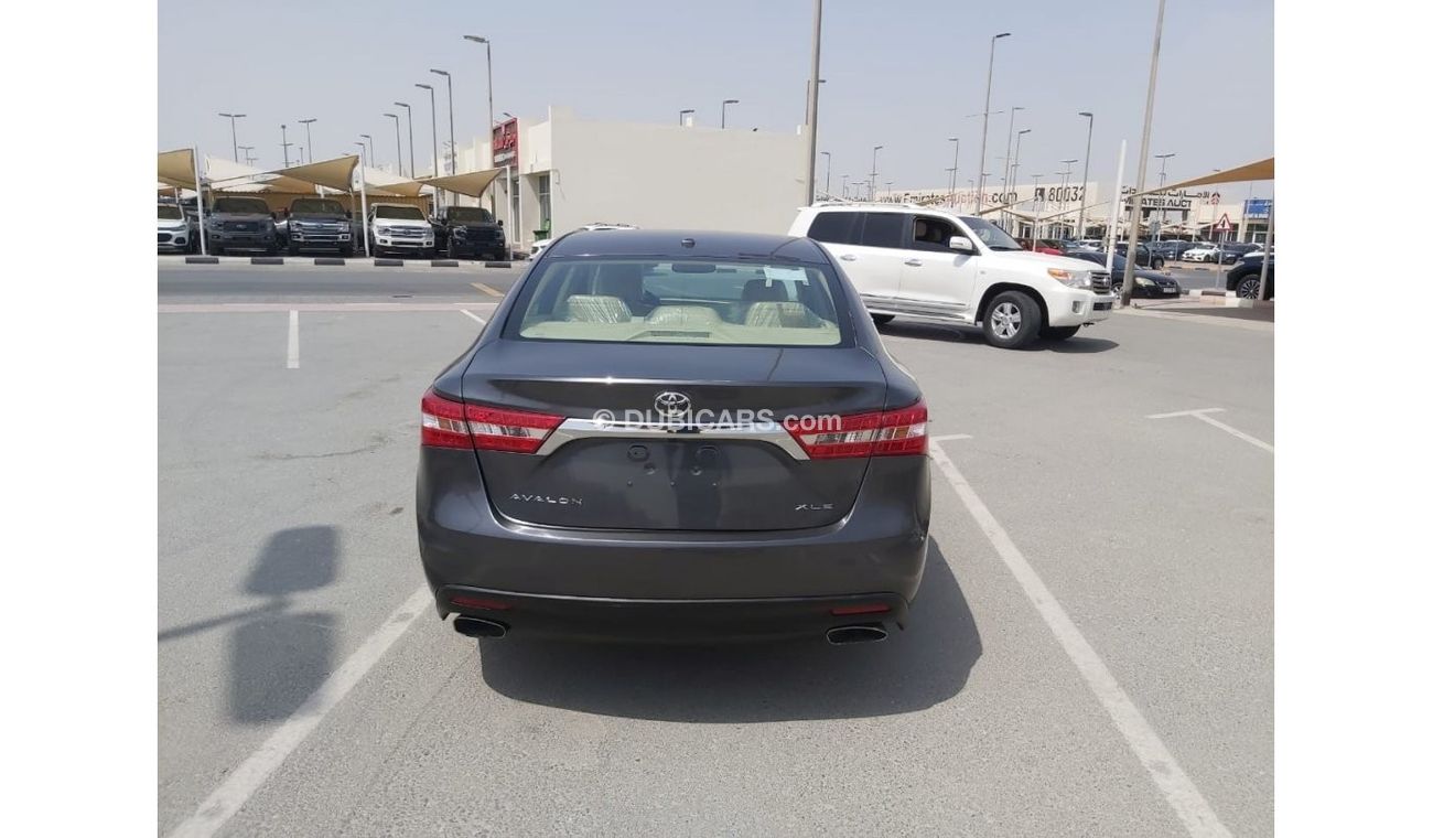 تويوتا افالون Limited Edition