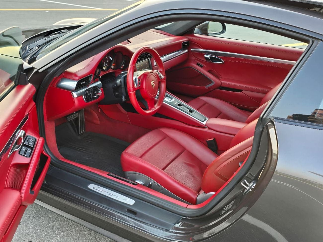 بورش 911 CARRERA