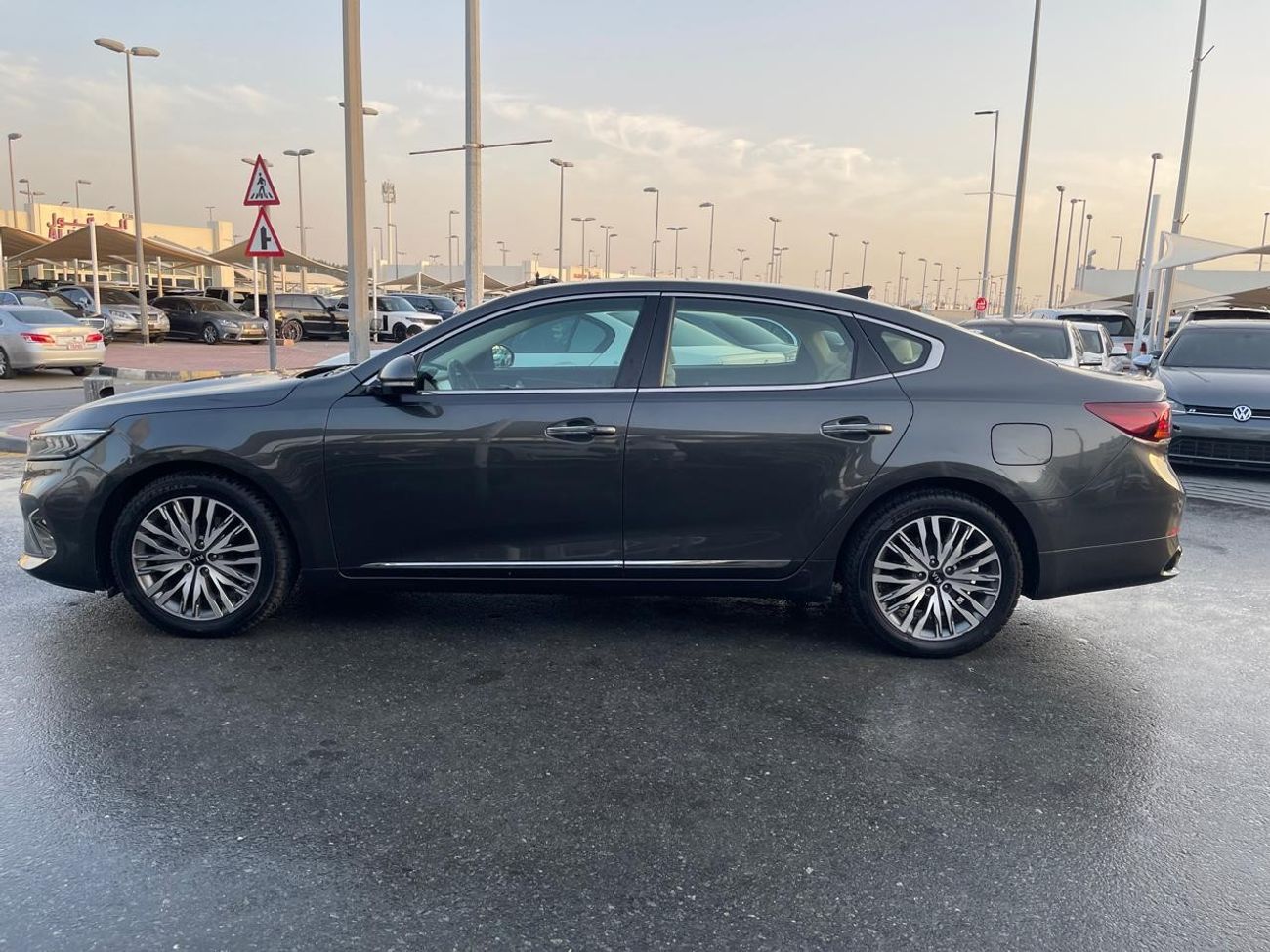 كيا كادنزا Kia Cadenza_Gcc_2021_Excellent_Condition _Full option