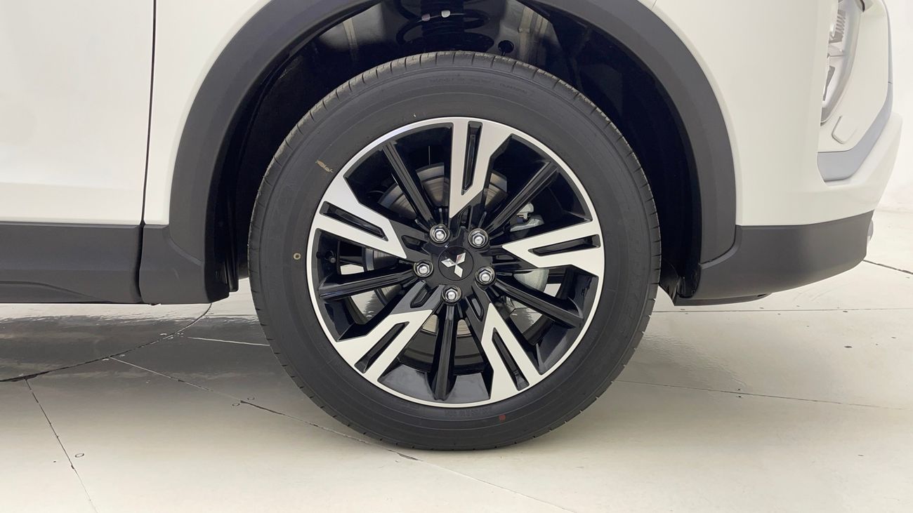 Mitsubishi Eclipse Cross GLS MIDLINE 1.5 | Zero Down Payment | Home Test Drive