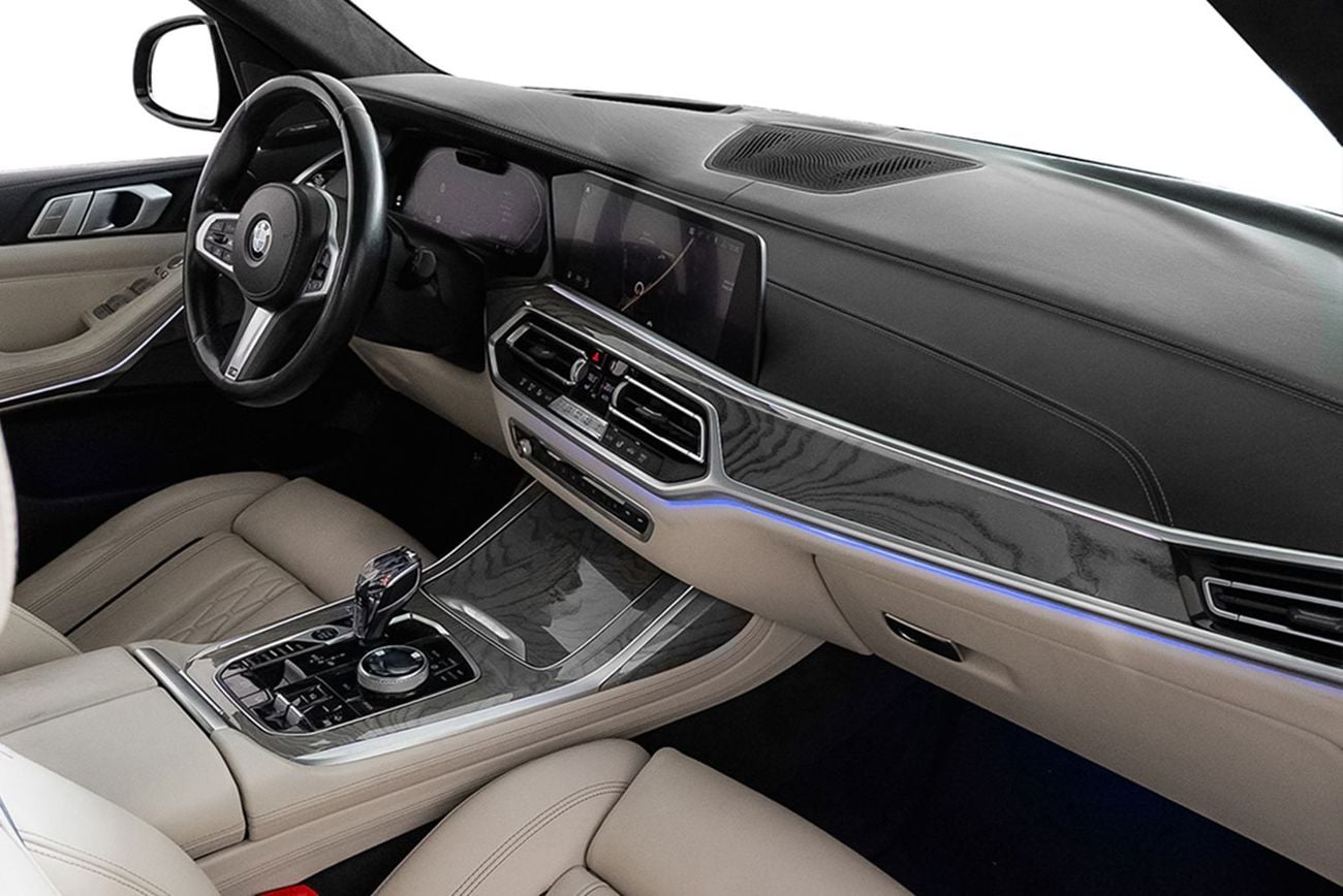 BMW X7 40i 3.0L 40i M-Sport 3.0L