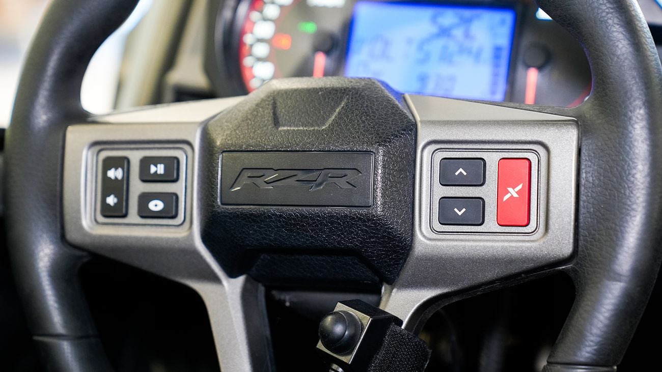 بولاريس ديون باجي