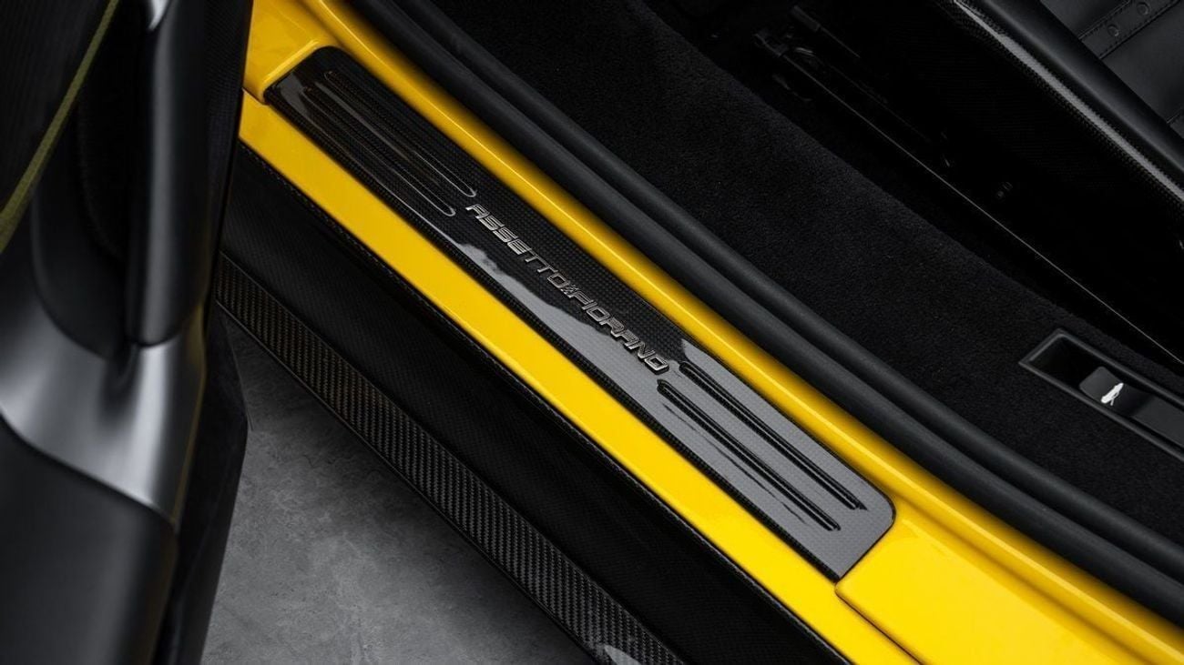 فيراري SF90 سبيدر Assetto Fiorano by Novitec - 2022 - Euro Specs