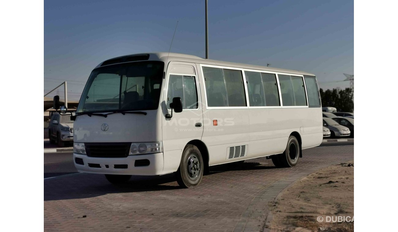 تويوتا كوستر 2.7L Petrol, 30 seats, clean interior and exterior (CODE # TC02)