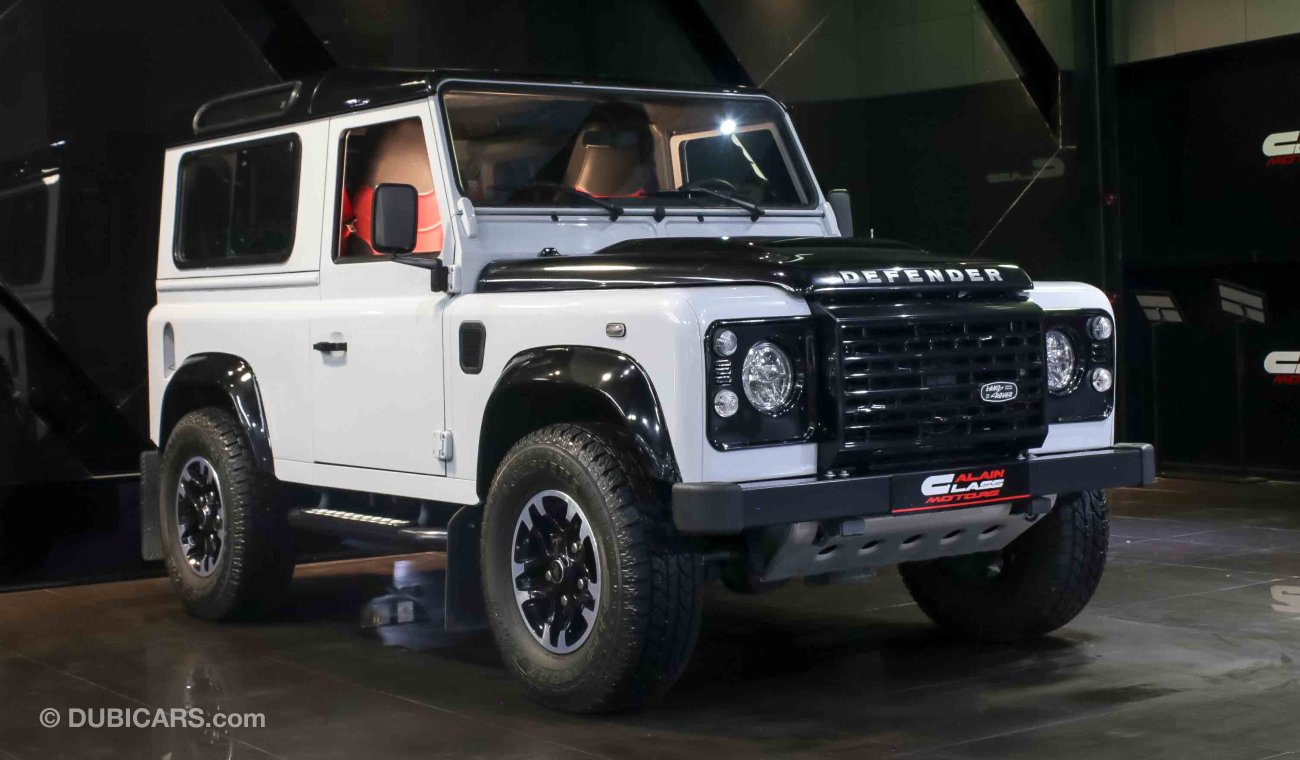 Land Rover Defender