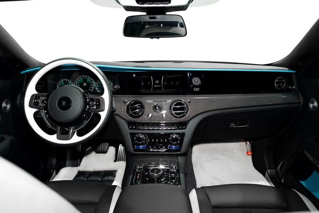 Rolls-Royce Ghost Rolls Royce Ghost Black Badge 6.6L BLACK BADGE DELIVERY MILEAGE STARLIGHT REAR TVS CARBON, миниатюра 27