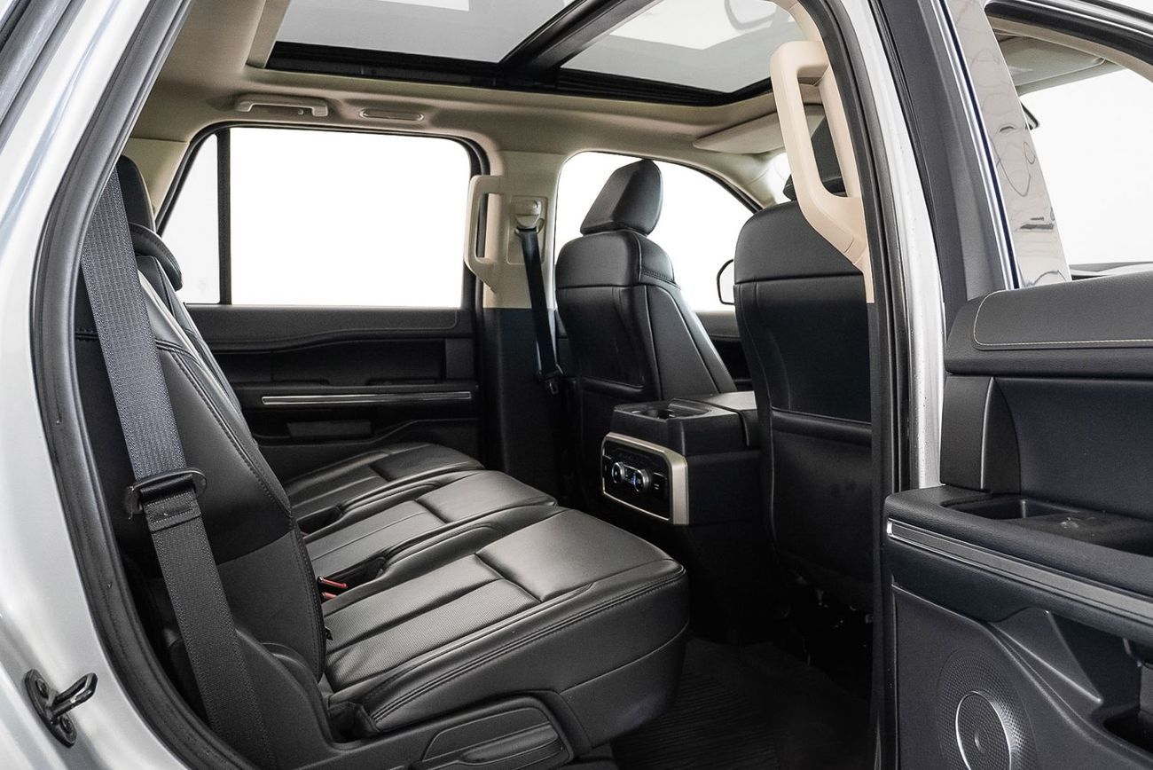 فورد إكسبيديشن XLT 3.5L (380 HP) 4WD