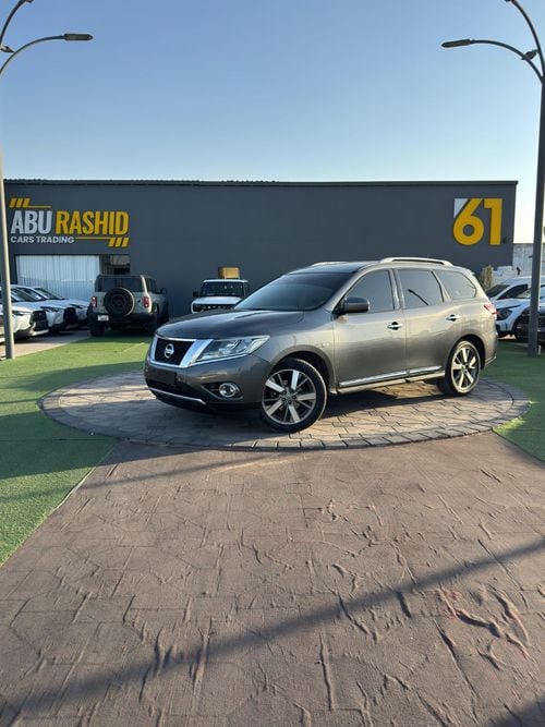 Nissan Pathfinder Platinum 3.5L