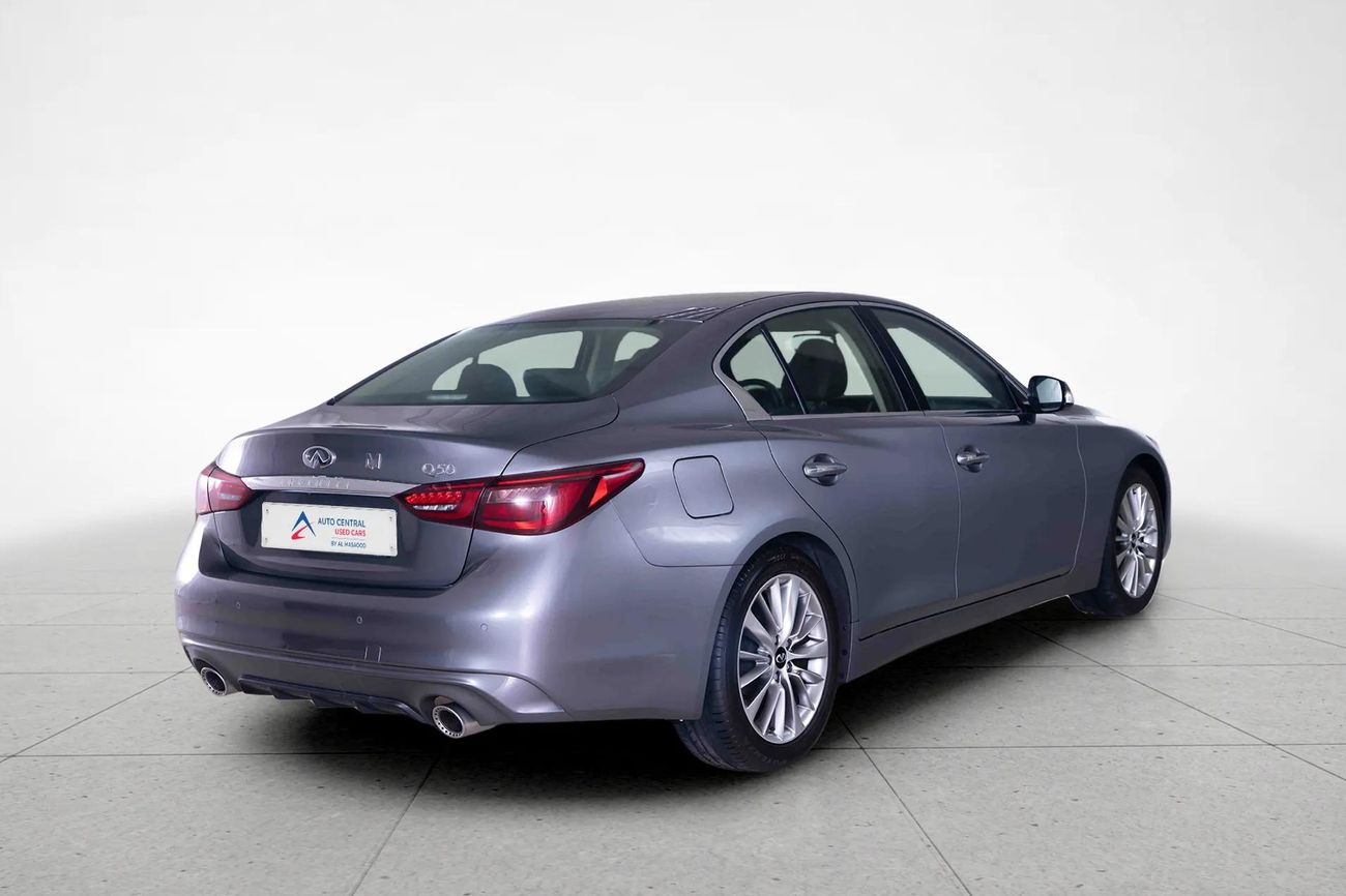 إنفينيتي Q50 LUXE 3.0