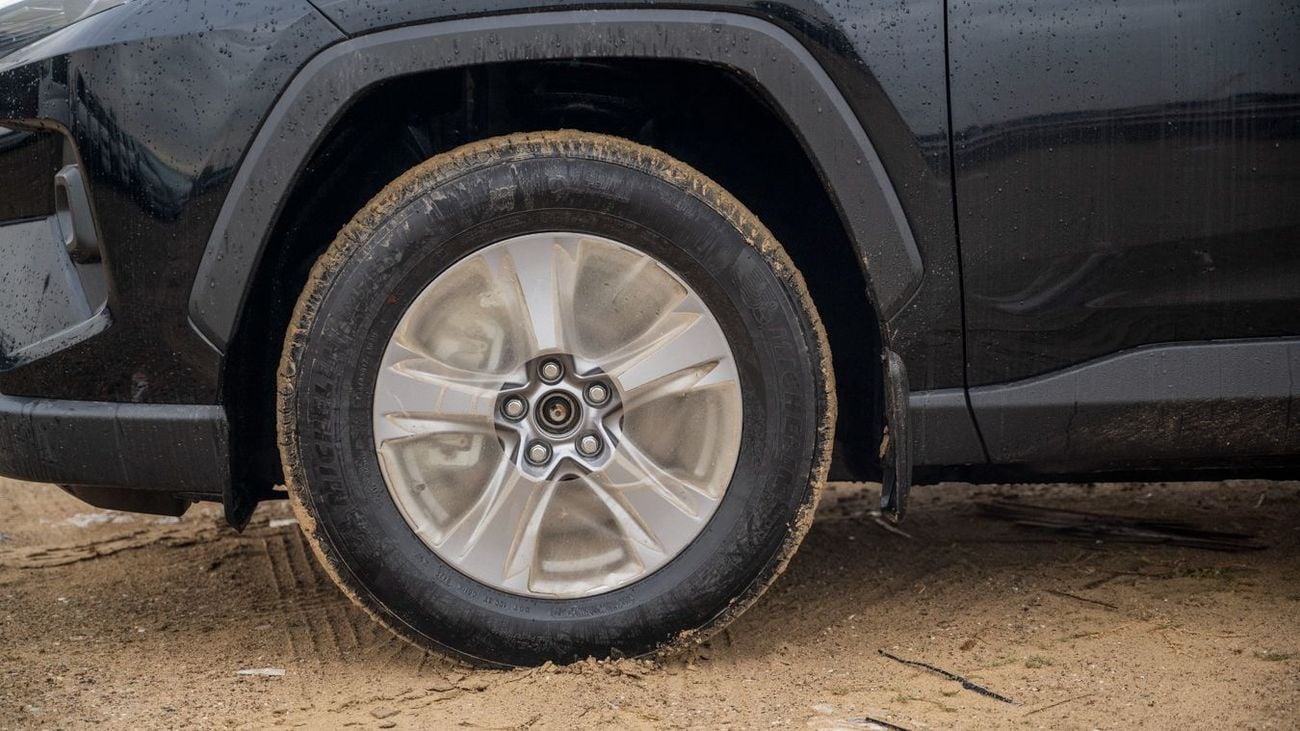 تويوتا راف ٤ TOYOTA RAV4 HEV 2.5 MID -2025YM