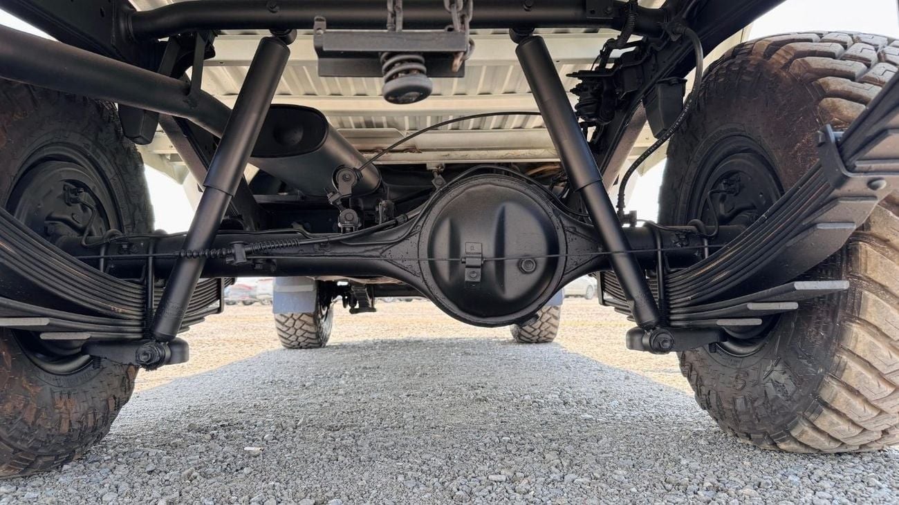 تويوتا لاند كروزر بيك آب SINGLE CABIN | BULL BAR WITH LED LIGHTS | RHD | 1992 | 4.2L DIESEL ENGINE | MANUAL TRANSMISSION | 4W