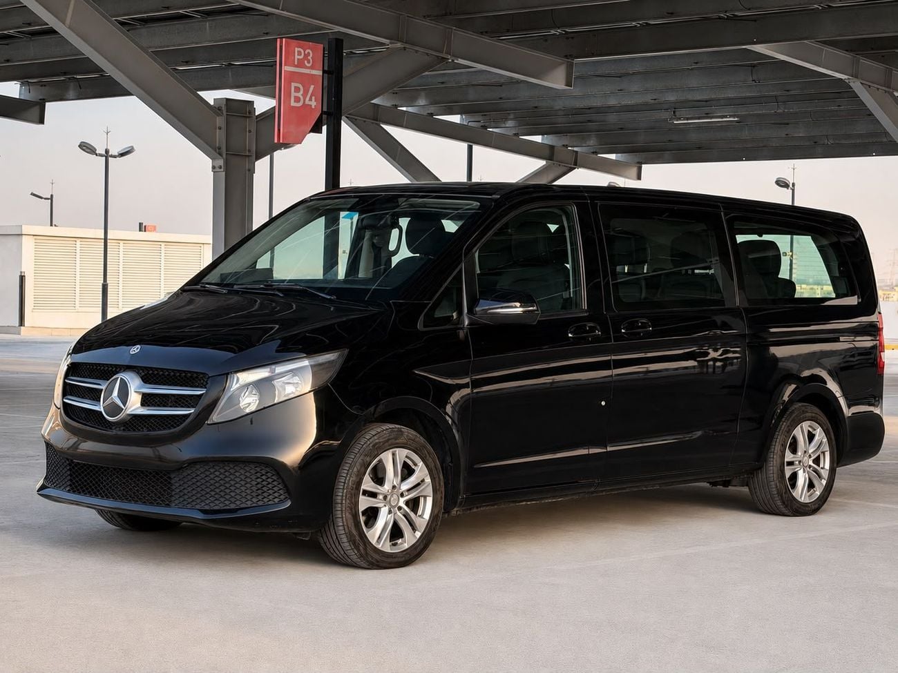 مرسيدس بنز V 250 AVANTGARDE/E