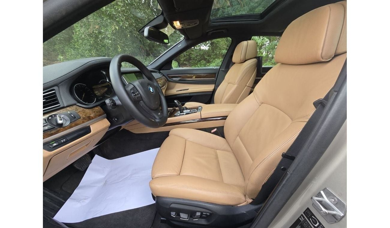 BMW 730Li Middle East Edition 4.0L BMW 730 LI 2013 GCC FULL OPITION // PERFECT CONDITION