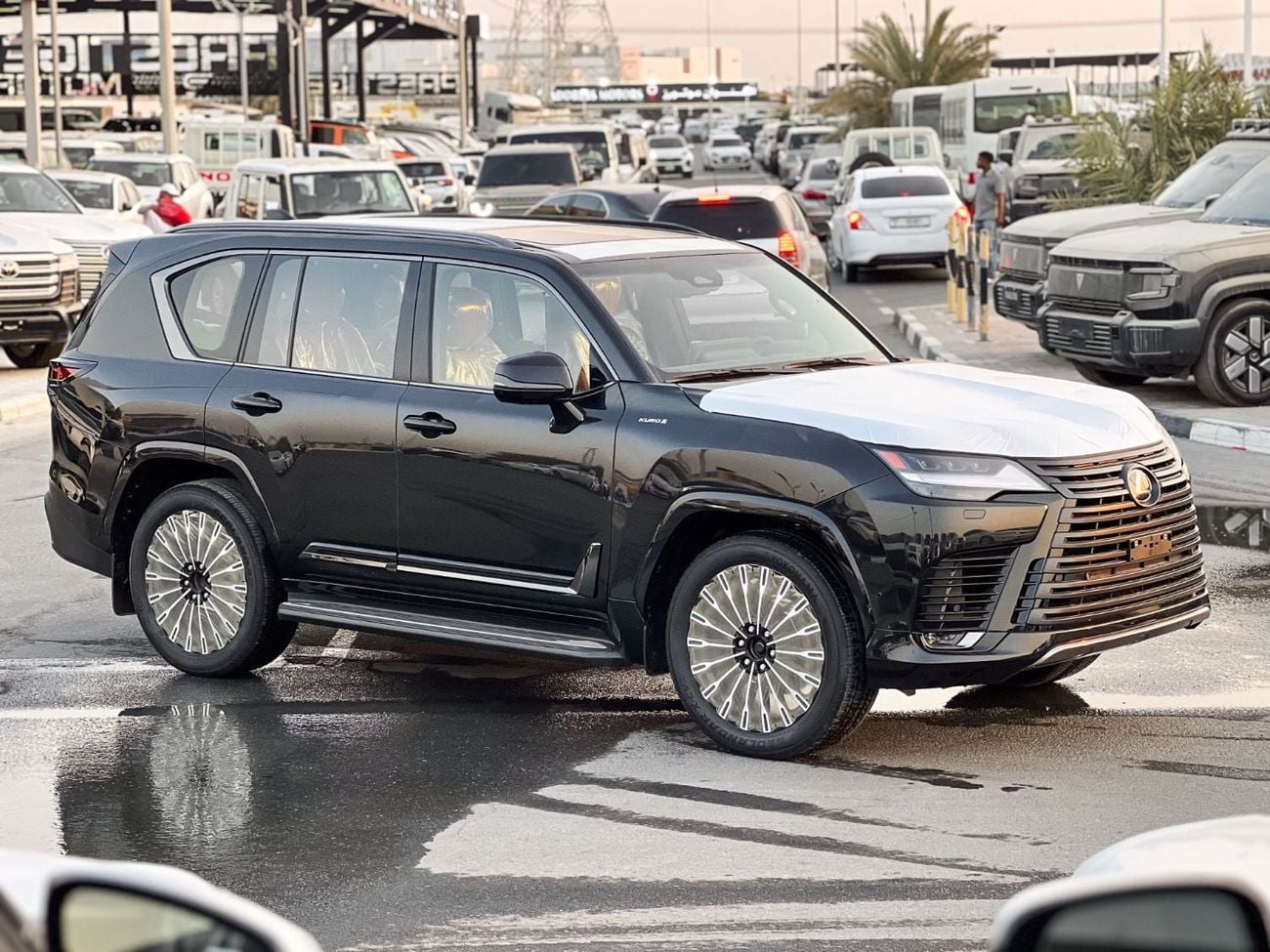 لكزس LX 700h VIP 2026 Lexus LX700h 3.5L TT KURO VIP - EXPORT ONLY
