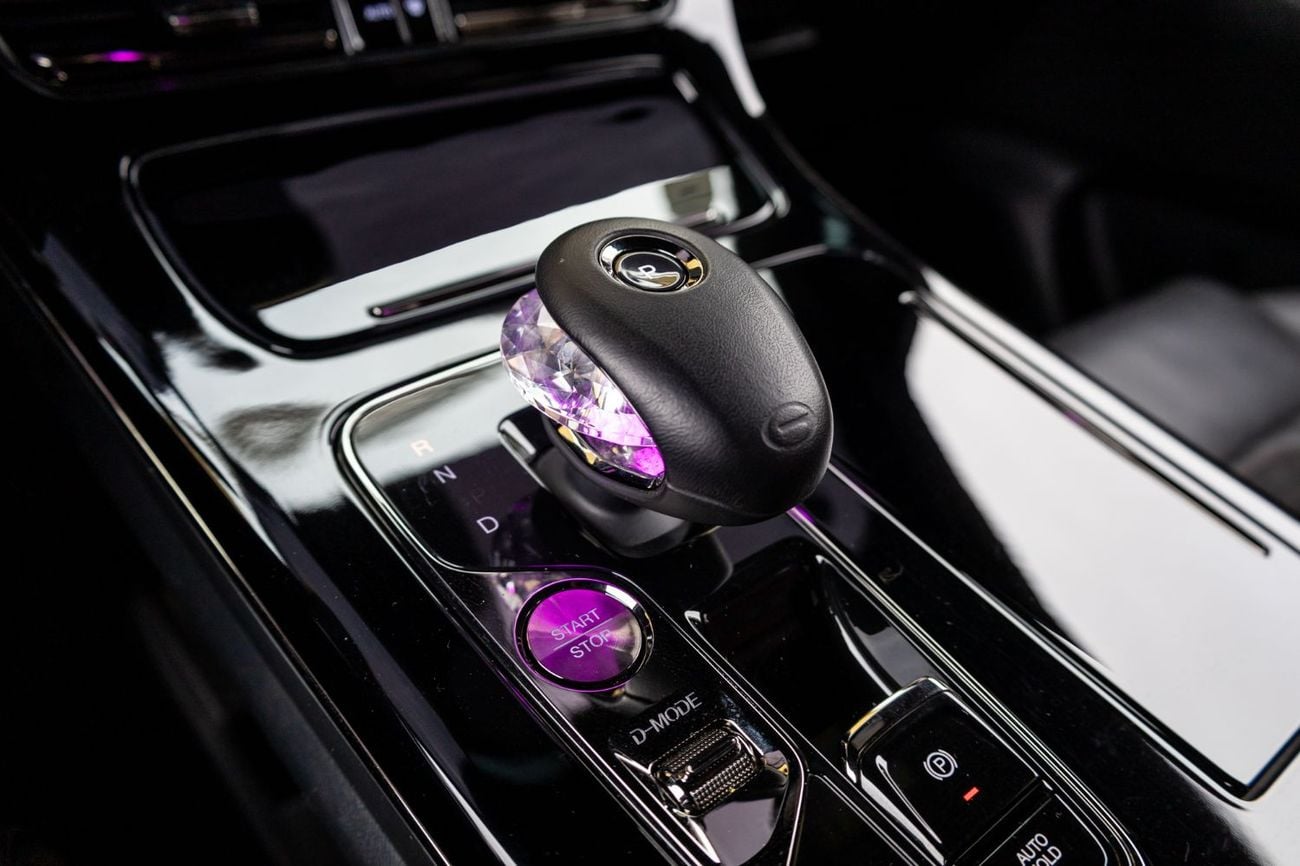 جي إي سي M8 2.0T GX