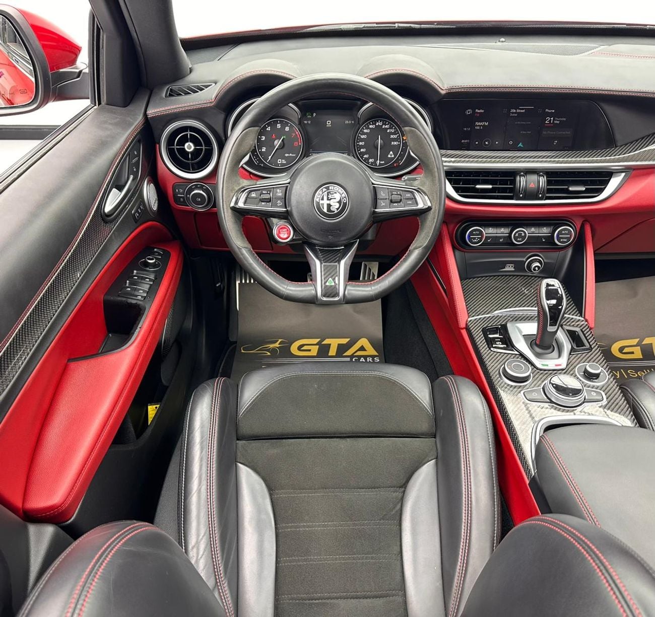 Alfa Romeo Stelvio 2020 Alfa Romeo Stelvio Quadrifoglio, Nov/2026 Alfa Romeo Warranty + Service Contract, FSH, GCC