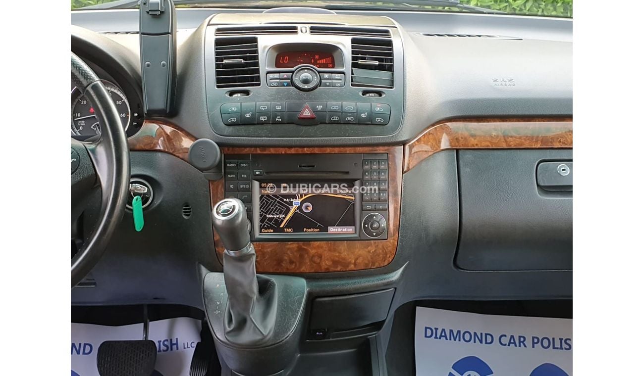 Mercedes-Benz Viano Mercedes Viano 2011 GCC // Full option // Perfect condition // no accident