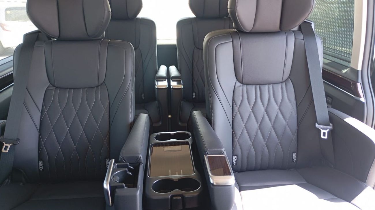 Toyota Granvia PREMIUM Luxury