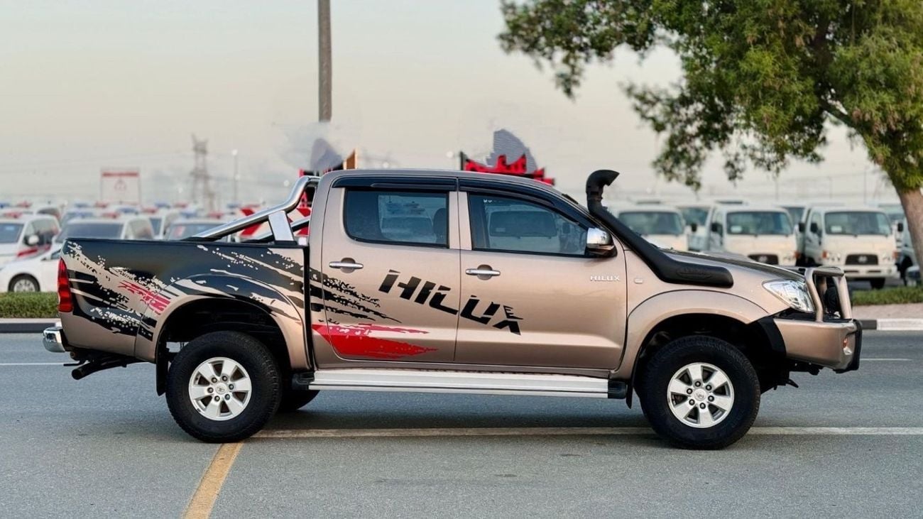 Toyota Hilux DOUBLE CABIN | RHD | MANUAL TRANSMISSION | 3.0L DIESEL ENGINE | 2009