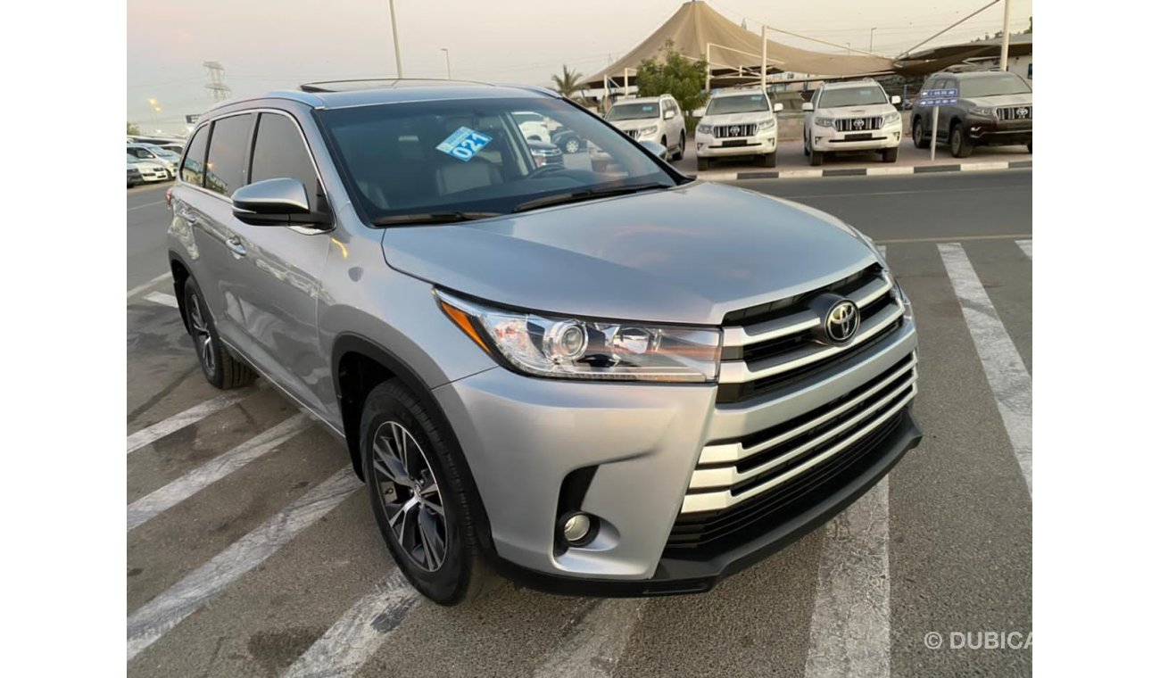 Toyota Highlander 2016 TOYOTA HIGHLANDER XLE AWD FULL OPTION