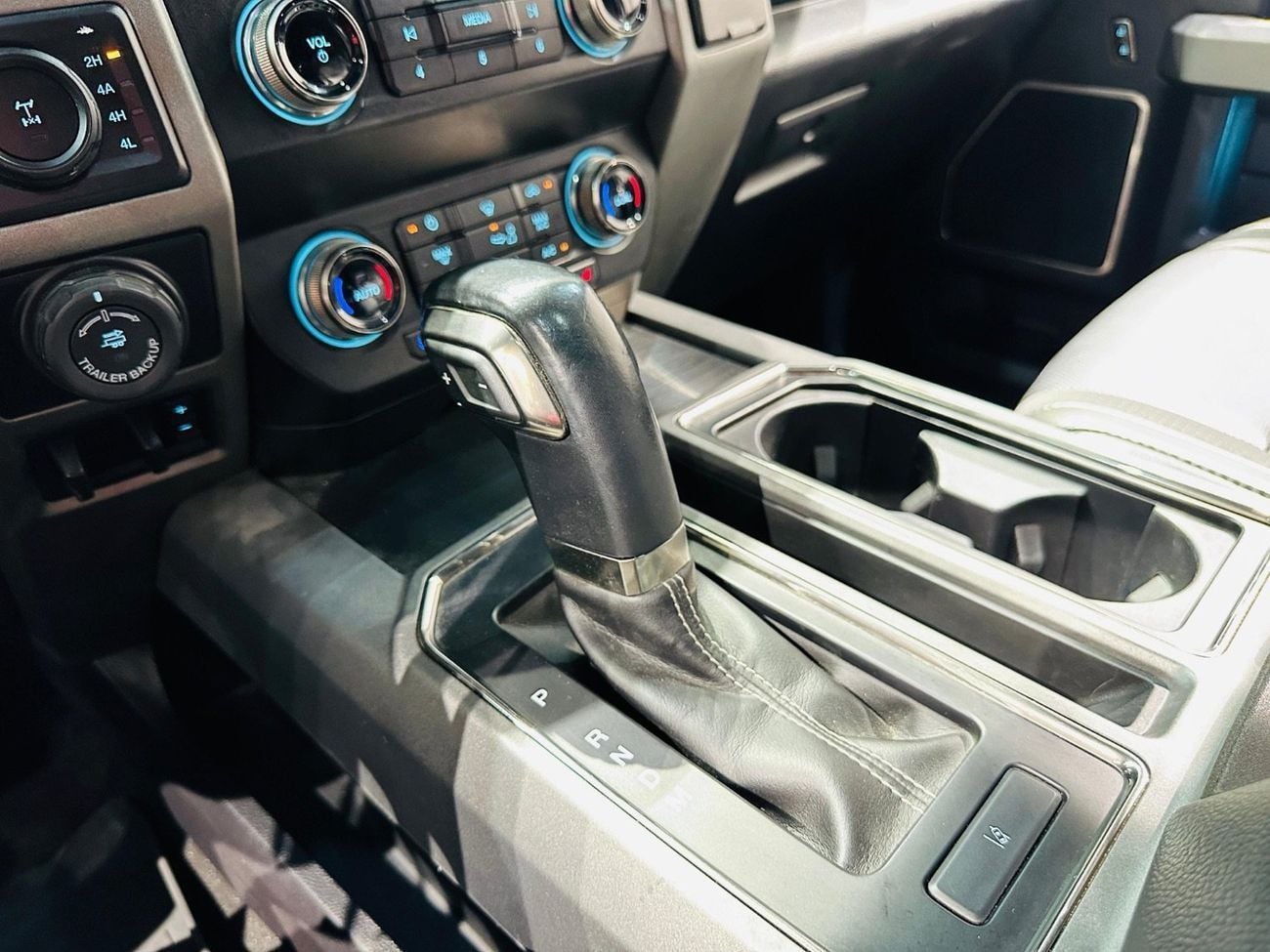 فورد F 150 RAPTOR CREW CAB LUX