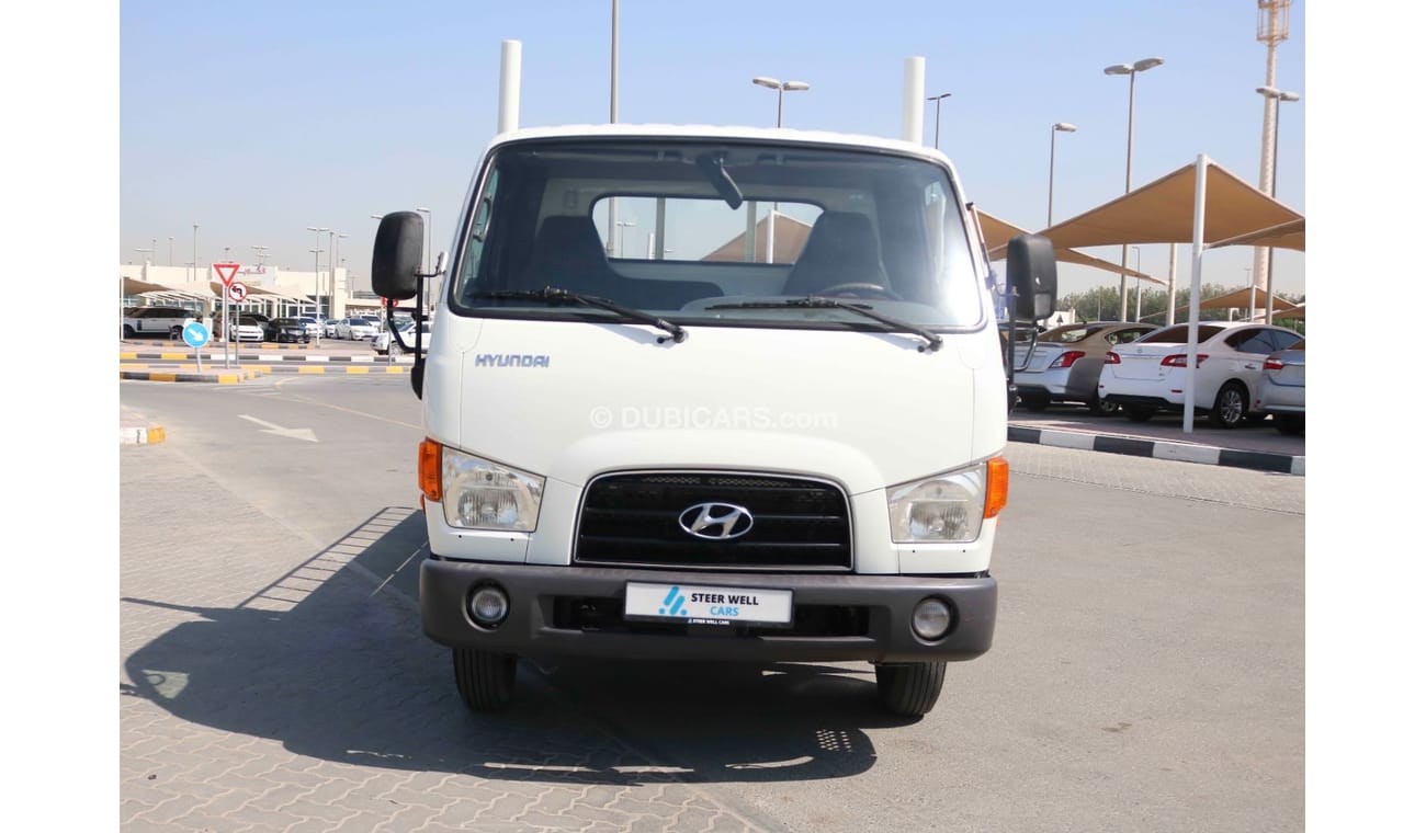 Hyundai HD 65 HD65 - 3 TON PICKUP WITH EXCELLENT CONDITION AND GCC SPECS