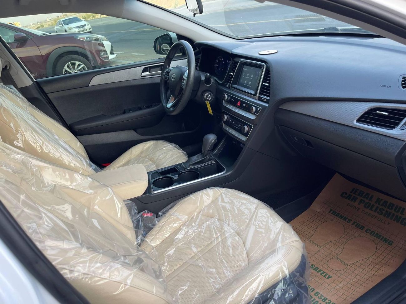 هيونداي سوناتا محرك V4 سعة 2.5 لتر / ممشى منخفض / شاشة كبيرة / نظام تشغيل أندرويد أوتو / بحالة ممتازة