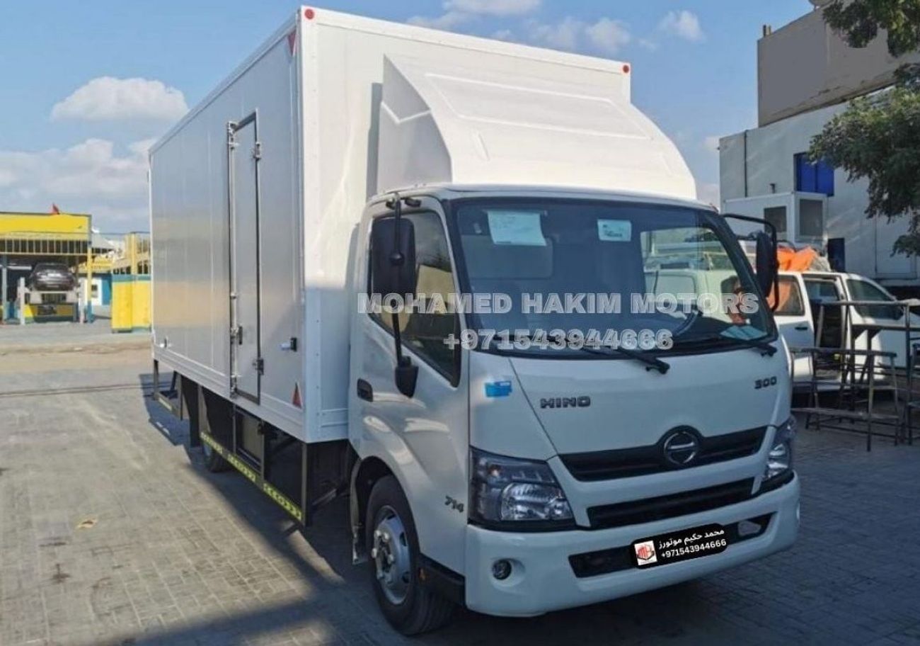 Hino 300 2023 Hino 714  4 Tons with big Box Diesel Manual transmission