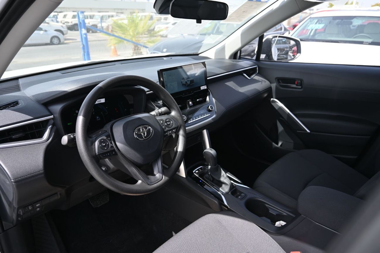تويوتا كورولا كروس Toyota Corolla Cross 2.0L Hybrid, FWD Model 2025, Color White