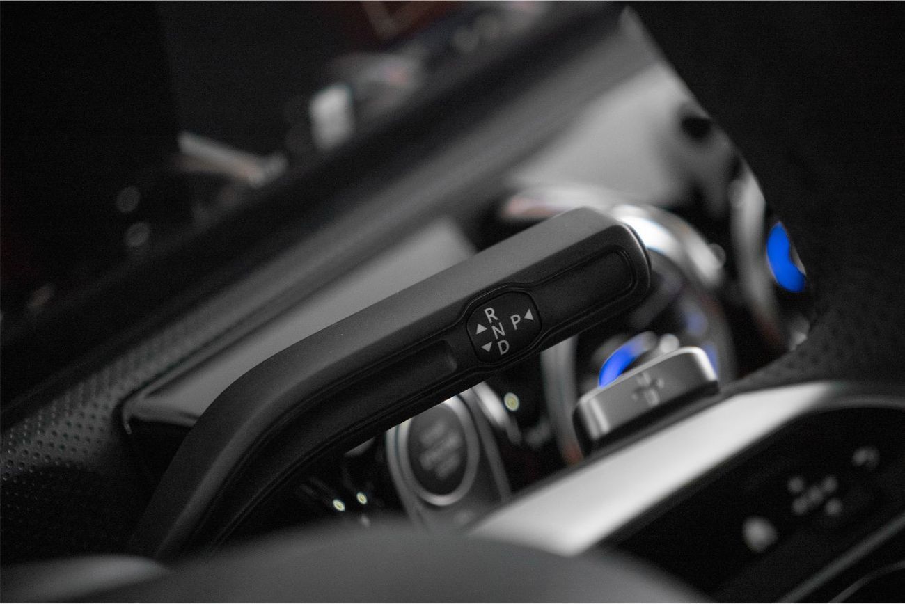 Mercedes-Benz CLA 200 Premium 2.0L Premium 1.3L