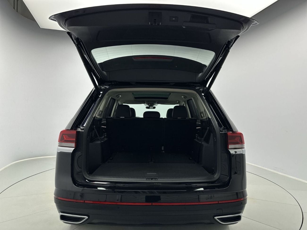 Volkswagen Teramont COMFORTLINE Teramont 2.0L (Facelift 2) | VW Certified | 34,100 AED SAVINGS from New Car