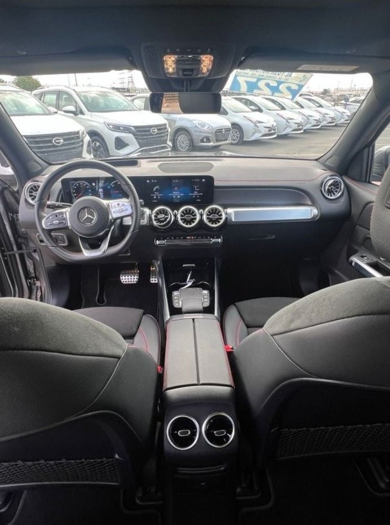 Mercedes-Benz EQB 300 Mercedes-Benz EQB300 4MATIC