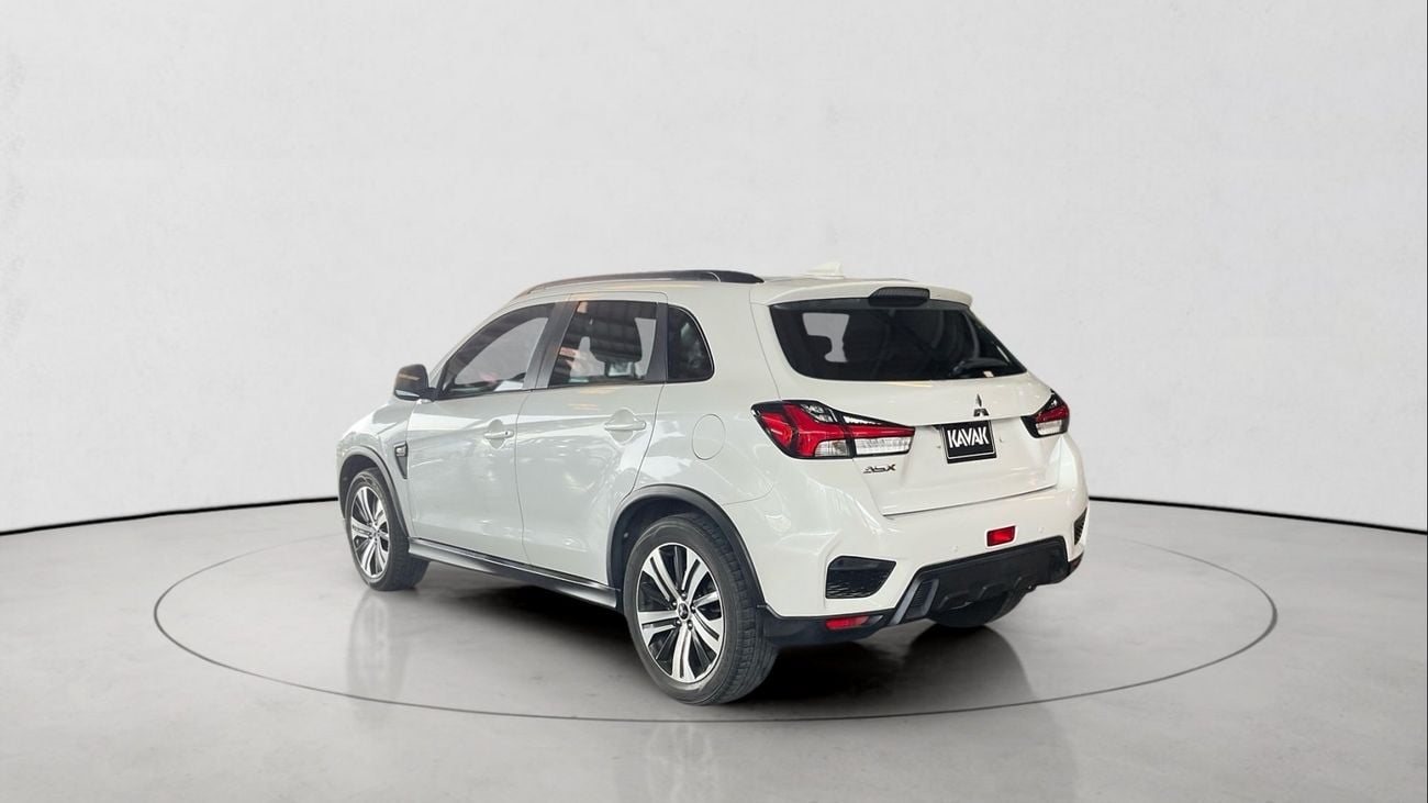 ميتسوبيشي ASX 2.0 CVT M/L 2WD | شامل الضمان | 0 ﺪﻔﻋﺓ ﺃﻮﻟﻯ