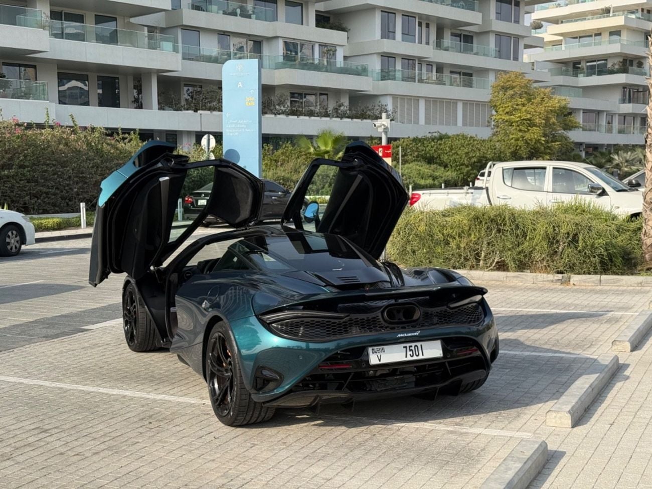 McLaren 750S COUPE