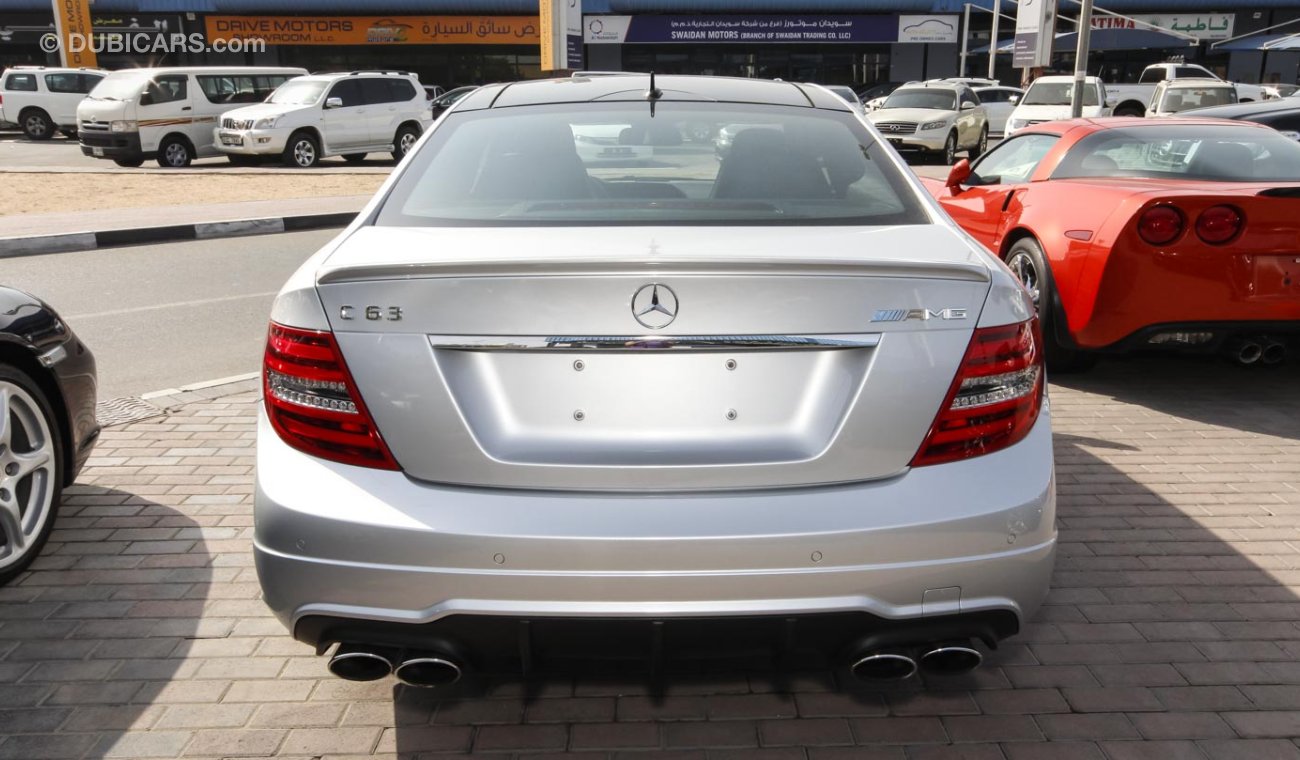 Mercedes-Benz C 63 AMG