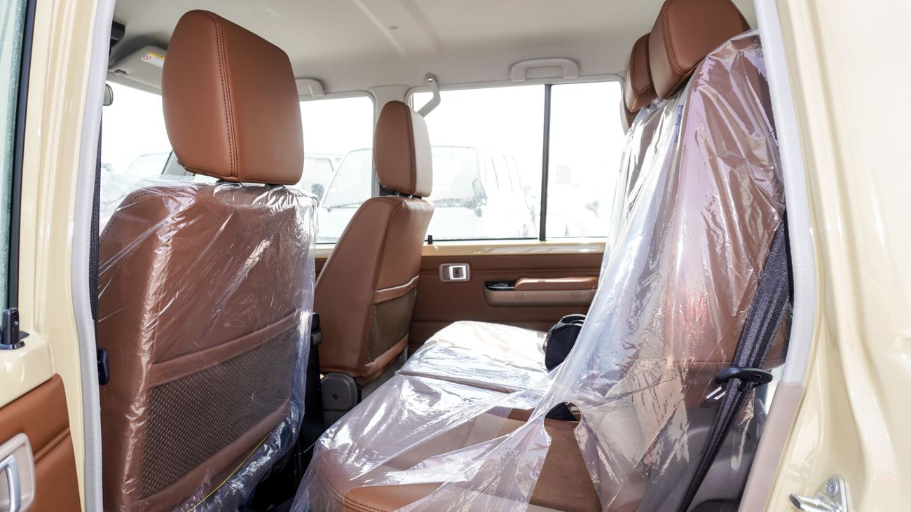 Toyota Land Cruiser 70 LX 2.8 L d