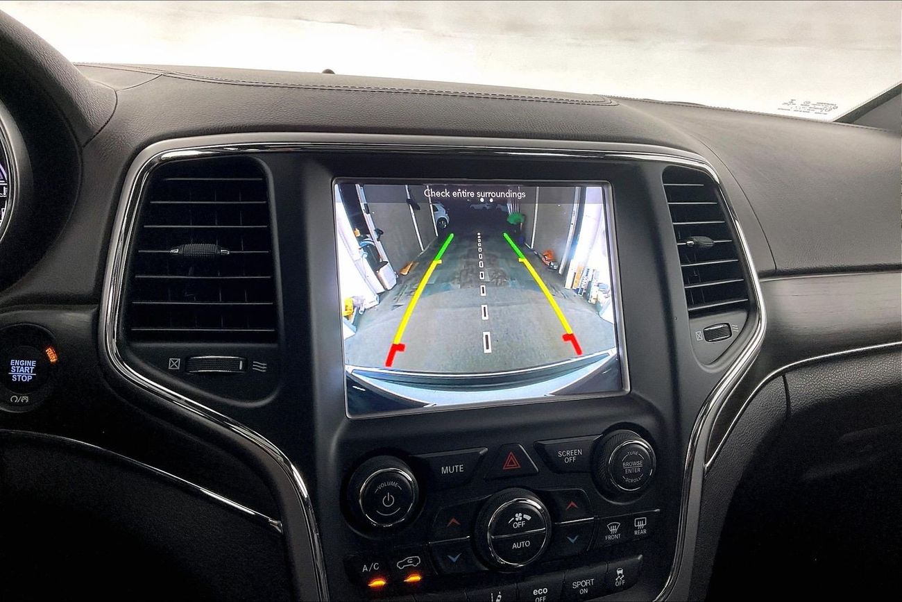 Jeep Grand Cherokee Overland | National Day Celebration | Guaranteed Warranty | 0 Down Payment