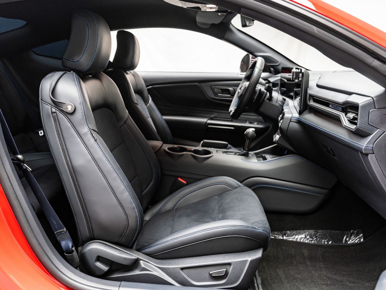 Ford Mustang DARK HORSE 5.0 (500HP) A/T 2024 Ford Mustang Dark Horse, 2029 Ford Warranty + Service Contract, Low 