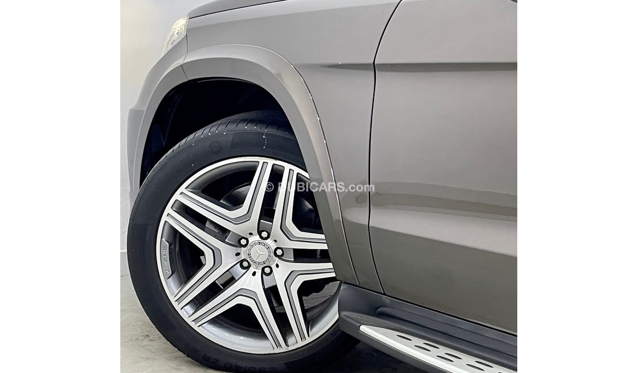 Mercedes-Benz GL 500 Std 2016 Mercedes-Benz GL500, Full Service History, Warranty, Low Kms, GCC