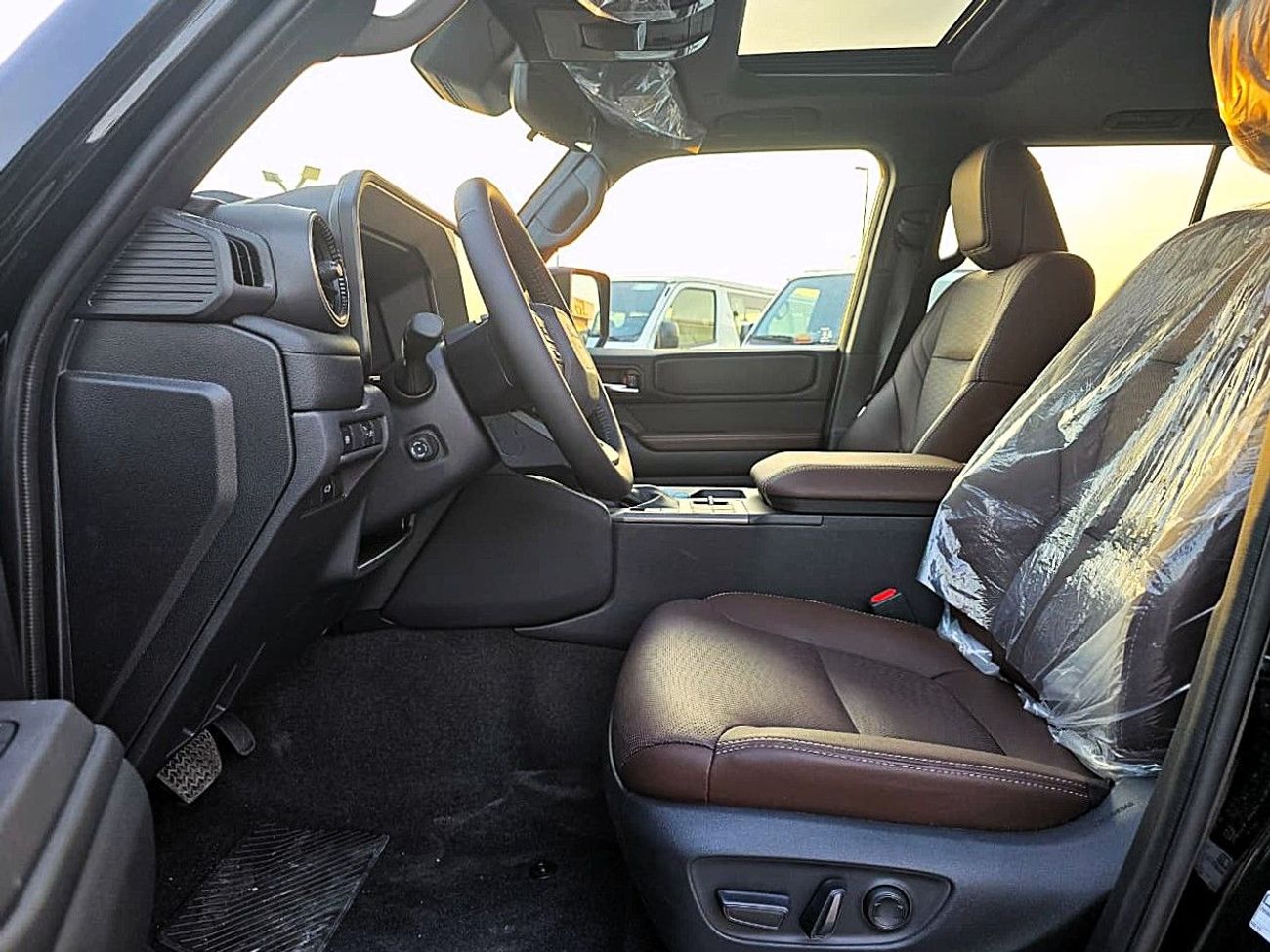 Toyota Prado Adventure Mono Tone 2.4T Toyota land Cruiser Prado 4*4  2.4L Turbo A/T PETROL 2025 black color