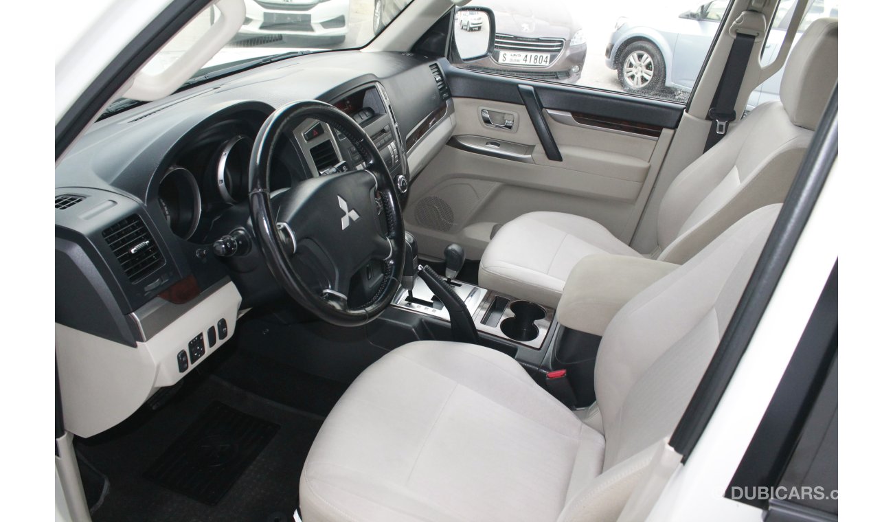 Mitsubishi Pajero 3.5L V6 GLS 4WD 2015 MODEL