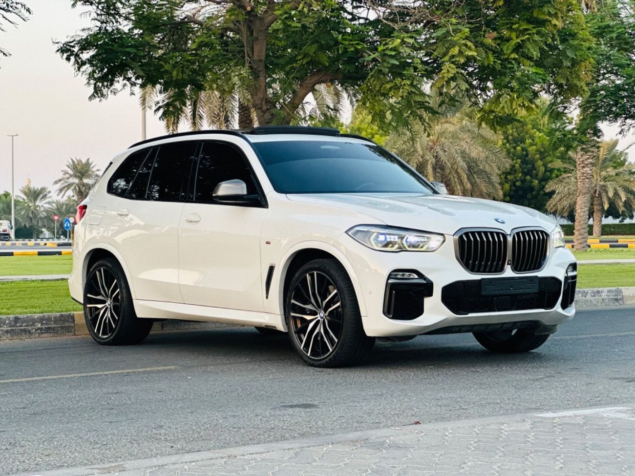 بي أم دبليو X5 50i M Sport 4.4L