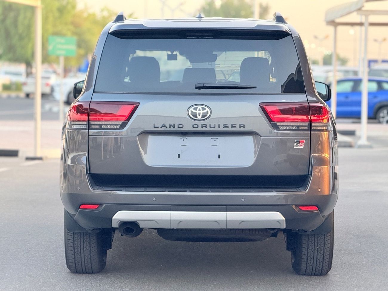 تويوتا لاند كروزر Lc300 Toyota Landcruiser 2023 RHD diesel engine