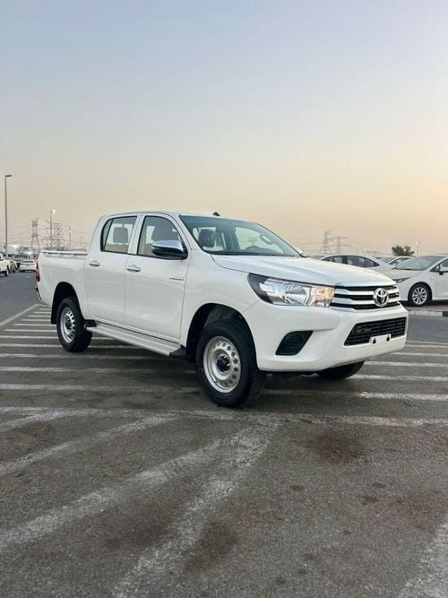 Toyota Hilux DLX BASIC 2.7 PETROL