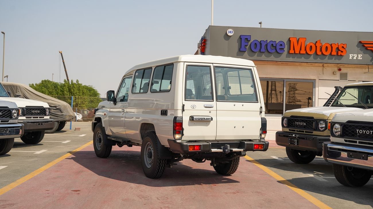 Toyota Land Cruiser 70