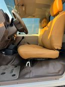 تويوتا لاند كروزر بيك آب 2018 Toyota Land Cruiser Pick up - Single Cabin - 4.0L V6 - AWD 4x4 - Patrol Manual - Fully Maintain