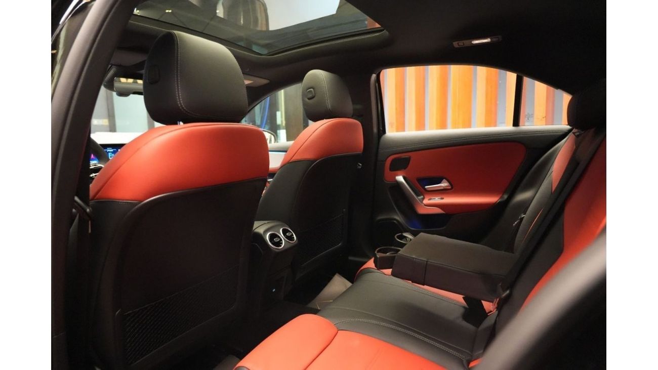 Mercedes-Benz A 200 ✔ AMG Package ✔ Panoramic roof ✔ Self-parking system