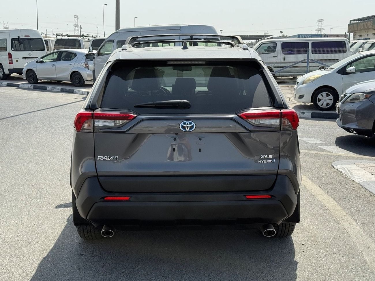 تويوتا راف ٤ XLE 2.5L